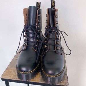 Dr Martens Leona Boot - BRAND NEW